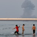 Iran opet ozbiljno preti: Zavrću “slavinu“ Bliskog istoka zbog novog talasa američkog bombardovanja, poručuju da "ni kap nafte…