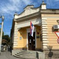 Umetnici iz šest gradova regiona stižu u Leskovac: Koncerti, izložbe, folklor i stendap (program)