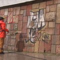JKP „Mediana“ Niš: Pranje grafita
