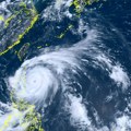 Filipinske vlasti naložile evakuaciju dela stanovništva uoči dolaska tajfuna