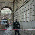 Slovačka: Stariji muškarac uhapšen posle pretnji da će ponoviti masakr iz Praga