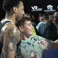 Karlik Džons bio glavna zvezda nakon utakmice Spartak - Partizan, svi su pohrlili da se slikaju sa njime