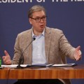 Vučić: Nadležni će doneti odluku o izborima, oni (studenti) su favoriti. Samo imbecili blokiraju pešačke prelaze
