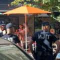 Građani opkolili policijsku stanicu u Majke Jevrosime zbog privođenja studenta Miloša Ilića: Policija ga prebacila na…