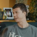 VIDEO „Planirao sam da se vratim u Beograd, ali…“: Bio na studentskim protestima, a sad Lučić progovorio o svemu što se dešava…