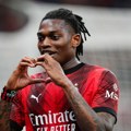 Leao presudio fjorentini! Milan zaseo na čelo tabele Serije A!