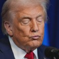 Трамп тражи повец́ање војних издатака за 2027. на 1.500 милијарди долара јер су опасна времена