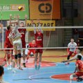 Odbojkaši Radničkog protiv Mladog Radnika u hali Jezero