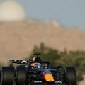 Bolidi Formule 1 opet jure! Maks Ferštapen najbrži na prvim testiranjima, a evo ko mu je "disao za vratom"
