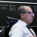Evropski indeksi u blagom porastu, nafta Brent 98 dolara