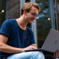 Najtraženija pitanja na Google-u u poslednjih 20 godina: Od kuvanja jajeta do karijere