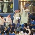 Šeici se mlatili palicama! Opšti haos na meču Al Nasr - Al Hilal: Dok su Ronaldo i Sergej vodili bitku na terenu, na tribinama…