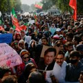 Policija nasilno razbila skupove pristalica bivšeg premijera u Pakistanu