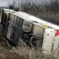 Nesreća na putu prema Kopaoniku: Prevrnuo se autobus, jedna osoba poginula