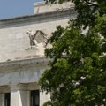 Fed još uvek ne menja kamate, priznaje probleme u borbi sa inflacijom