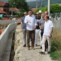 Gradonačelnik Novog Pazara Nihat Biševac obišao je sa saradnicima radove na korićenju reke Jošanice
