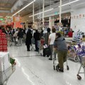 Nezapamćeni incident trese Italiju: Čovek vozilom ušao u supermarket zbog bizarnog razloga