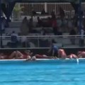 Pucnjava prekinula meč Svetskog prvenstva! Opšti haos i neviđena panika: Obračun vatrenim oružjem usred duela, svi su polegali…