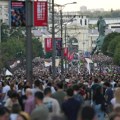 Veliki studentski protest u Novom Sadu na raskrsnici kod DIF-a