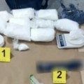 Uhapšen Novosađanin sa 17 kilograma droge, u garaži držao i šest pištolja, mine, bombu