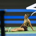 Pogodila je loptica u lice, a onda šok! Ruskoj teniserki zabranili da igra polufinale: "Nisam znala da mogu da odbijem!"