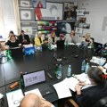 РЕМ одложио одлуку о Информеру, Вучићевић одбацио све оптужбе