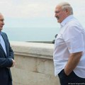 Kako je Lukašenko pomogao Putinu – i samom sebi