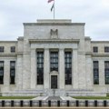 Anketa CNBC-a: Fed će početi snižavati stope sredinom 2024.