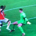 Da li je Arsenal oštećen za penal protiv bajerna: Saka i Nojer u glavnim ulogama! (video)