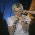 Sin bosanskog političara pokazao muža! Deen pevao na Evroviziji, pa se u potpunosti povukao sa scene
