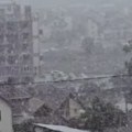 Sneg zavejao srpski grad usred maja! Neverovatne scene kao da je došla zima: "Ko će da čisti sneg na ovu vrućinu?" (video)