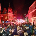 Čačani uz vatromet dočekali studente koji su biciklima i peške došli na protest