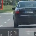 Kako izgleda presretač MUP: Jedna od ove 3 marke vozila, izbacuje svetlosnu tablu i policajac izgleda ovako