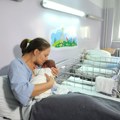 "Šokiralo me je kada mi je načelnica rekla da je šamaranje trudnica rutinska praksa": Vodič za porođaj završen, još da ga…