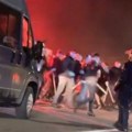 Haos! Opšta tuča "delija" i "grobara"! Motke, štange i baklje, jezivi snimci! (video)