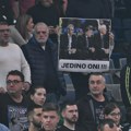 Grobari na derbiju podigli fotografiju trenera koje žele na klupi Partizana: "Jedino oni!"