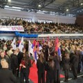 Miting Srpske liste: Hala sportova u Kosovskoj Mitrovici u bojama srpske trobojke (foto/video)