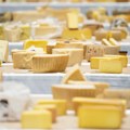 Švajcarskim proizvođačima sira dozvoljeno da veštački prave rupe u siru ementaler