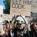 Protesti u Kijevu i Lavovu zbog smene ministra odbrane: Građani traže da Fedorov ostane na funkciji