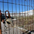 Katanci na vrata još jedne fabrike u regionu: Otkaze dobilo skoro 300 radnika, ovo je razlog