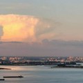Neobičan fenomen: "Nuklearna pečurka" uplašila stanovnike Kazanja /video/