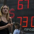 Rublja u padu, raste pritisak na Moskvu: "Dok je prioritet trošenje na rat, biće teško sprečiti pregrevanje ekonomije"