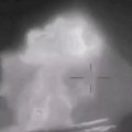 Prvi snimci akcije ukrajinskih snaga: Pogledajte kako je potopljen ruski vojni brod (video)
