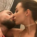 Isplivali privatni kadrovi Anastasije i gudelja! Sve se dešava u autu, a nakon toga nastao i ovaj prizor (foto)
