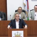 Gradonačelnik Leskovca smenio direktora JKP „Grdelica“ na skupštinskoj sednici (video)