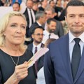 Борба против европопулизма-наногица за Марин Ле Пен, Фаражова оставка и АФД у санитарном кордону