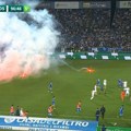 Navijači Breše napravili apokalipsu na svom stadionu (VIDEO)