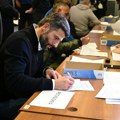 Aleksandar Šapić potpisom dao podršku listi SNS