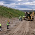 Vlasnici zemljišta na trasi Moravskog koridora blokirali saobraćaj nezadovoljni ponuđenom cenom po aru