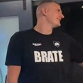 Jokić otkrio zbog čega skoro svaki dan nosi majicu "brate", posvećenu Dejanu Milojeviću
